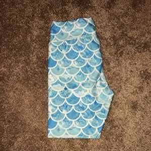 Charlies Project Capri Leggings